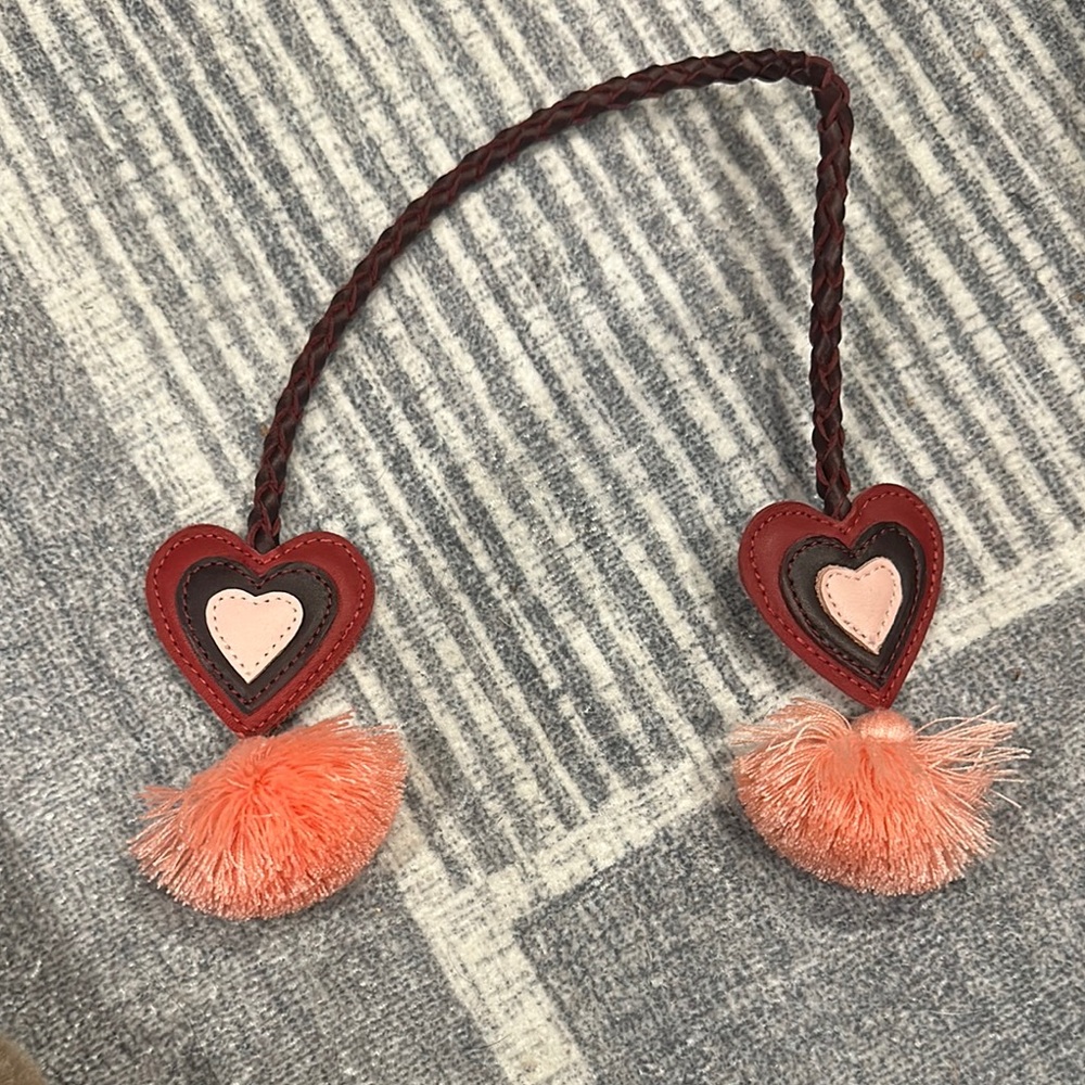 Nene & Co Heart-Shaped Tassel Bag Charm